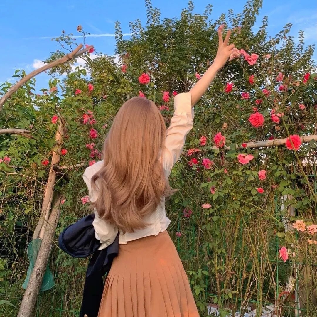 飞女欲潮